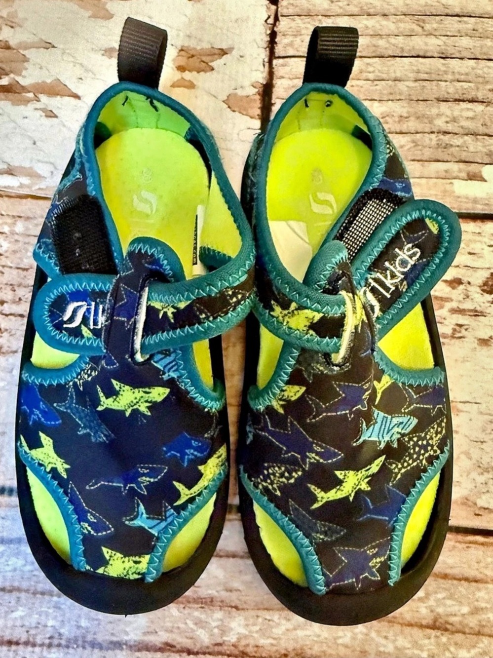 Water shoes - size 9